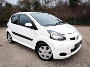 2012 Toyota Aygo 1.0 Vvt-I Ice Multimode Euro 5 5dr in White — image 5