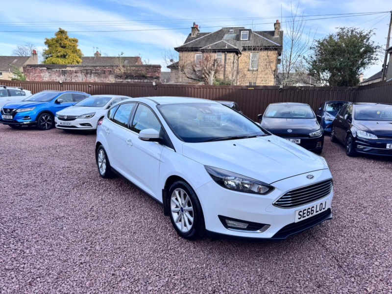 2017 Ford Focus 1.0t Ecoboost Titanium Euro 6 (s/s) 5dr in White — image 1