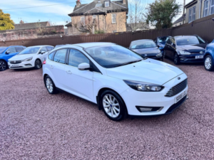 2017 Ford Focus 1.0t Ecoboost Titanium Euro 6 (s/s) 5dr in White — image 5