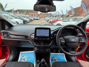 2019 Ford Fiesta 1.1 Ti-Vct Trend Euro 6 (s/s) 5dr in Red — image 2