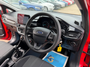 2019 Ford Fiesta 1.1 Ti-Vct Trend Euro 6 (s/s) 5dr in Red — image 3