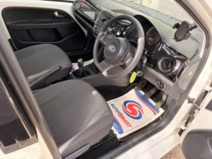2013 Volkswagen Up! 1.0 Move Up! in White — image 6