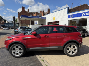 2015 Land Rover Range Rover Evoque 2.2 Sd4 Pure Tech in Red — image 5