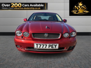 2009 Jaguar X-Type 2.2 D Dpf Se in Red — image 2