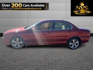 2009 Jaguar X-Type 2.2 D Dpf Se in Red — image 4