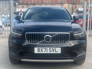 2022 Volvo Xc40 1.5 Xc40 Inscription Expression T4 Recharge Auto 5dr in Black — image 2
