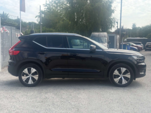 2022 Volvo Xc40 1.5 Xc40 Inscription Expression T4 Recharge Auto 5dr in Black — image 5