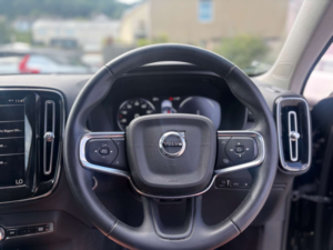2022 Volvo Xc40 1.5 Xc40 Inscription Expression T4 Recharge Auto 5dr in Black — image 6