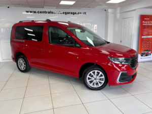 2023 Ford Tourneo Connect 2.0 Ecoblue Titanium Dct Euro 6 (s/s) 5dr in Red — image 4
