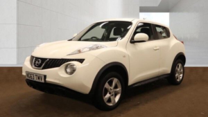 2014 Nissan Juke 1.6 Visia Euro 5 5dr in White — image 2