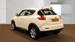 2014 Nissan Juke 1.6 Visia Euro 5 5dr in White — image 3