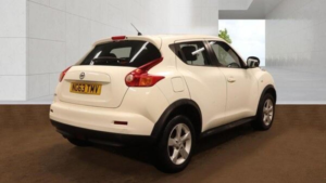 2014 Nissan Juke 1.6 Visia Euro 5 5dr in White — image 4