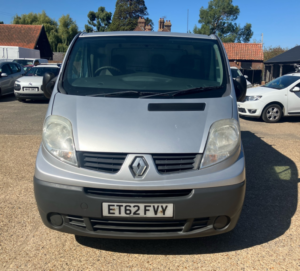 2013 Renault Trafic 2.0 Dci Sl29 Eco Px To Clear in Silver — image 4