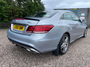 2013 Mercedes-Benz E Class 3.0 E350d V6 Bluetec Amg Sport Coupe 2dr Diesel G-Tronic+ Euro 6 (s/s) (252 Ps) in Silver — image 3