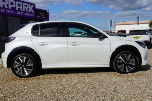 2021 Peugeot E-208 50kwh Gt Premium Auto 5dr in White — image 6