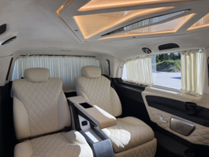 2023 Mercedes-Benz Vito 2.0 116 Cdi Premium in Grey — image 4