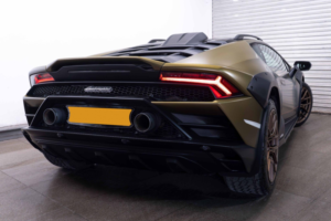 2024 Lamborghini Huracan 5.2 V10 Sterrato Ldf 4WD Euro 6 (s/s) 2dr in Green — image 4