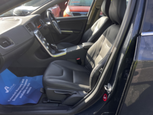 2018 Volvo V60 2.0 Se Nav T4 in Grey — image 4