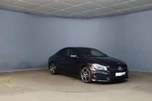 2013 Mercedes-Benz Cla 2.1 Cla220 Cdi Amg Sport in Purple — image 3