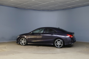 2013 Mercedes-Benz Cla 2.1 Cla220 Cdi Amg Sport in Purple — image 4