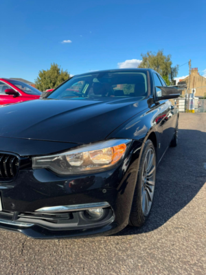 2016 BMW 3 Series 2.0 330e 7.6kwh Luxury Auto Euro 6 (s/s) 4dr in Black — image 4