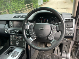 2011 Land Rover Range Rover 4.4 Td V8 Vogue in Grey — image 6