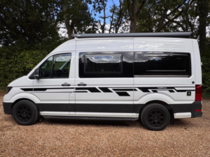 2023 Volkswagen Crafter Campervan Mwb 140ps 5 SEAT 4 Berth Off Grid Camper Van Euro6 in White — image 6