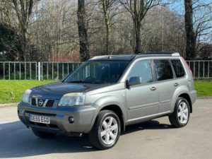 2006 Nissan X-Trail 2.5i Columbia 5dr in Grey — image 3