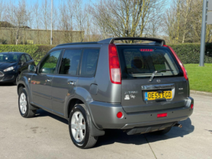 2006 Nissan X-Trail 2.5i Columbia 5dr in Grey — image 5