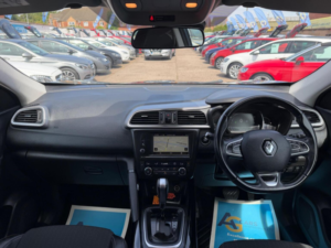 2017 Renault Kadjar 1.5 Dci Dynamique S Nav Edc Euro 6 (s/s) 5dr in Black — image 2