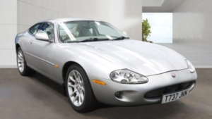 1999 Jaguar Xkr 4.0 Supercharged Petrol Automatic Silver Coupe 2dr Leather+classic Low Miles in Silver — image 3