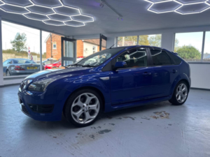 2007 Ford Focus 2.5 Siv St-3 5dr in Blue — image 2