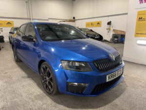 2016 Skoda Octavia 2.0 Tfsi Vrs in Blue — image 6