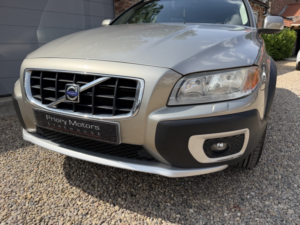 2008 Volvo Xc70 2.4 D5 Se in Gold — image 5