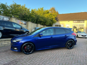 2017 Ford Focus 2.0t Ecoboost St-3 Euro 6 (s/s) 5dr in Blue — image 6