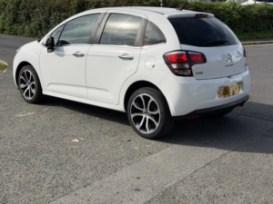 2016 Citroen C3 1.2 Puretech Platinum in White — image 5