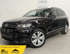 2014 Volkswagen Touareg 3.0 Tdi V6 Bluemotion Tech R-Line Tiptronic 4WD Euro 5 (s/s) 5dr in Black — image 2