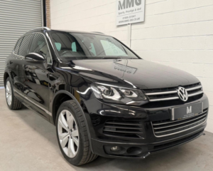 2014 Volkswagen Touareg 3.0 Tdi V6 Bluemotion Tech R-Line Tiptronic 4WD Euro 5 (s/s) 5dr in Black — image 6