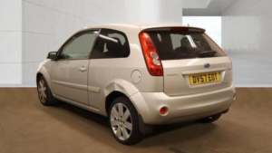2007 Ford Fiesta 1.25 Zetec Climate 3dr in Silver — image 5