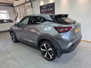 2020 Nissan Juke 1.0 Dig-T Tekna SUV 5dr Petrol Manual Euro 6 (s/s) (114 Ps) in Grey — image 3