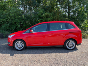 2018 Ford Grand C-Max 1.0t Ecoboost Gpf Titanium MPV 5dr Petrol Manual Euro 6 (s/s) (125 Ps) in Red — image 6