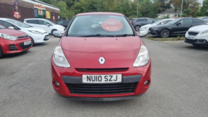 2010 Renault Clio 1.2 I-Music in Red — image 4