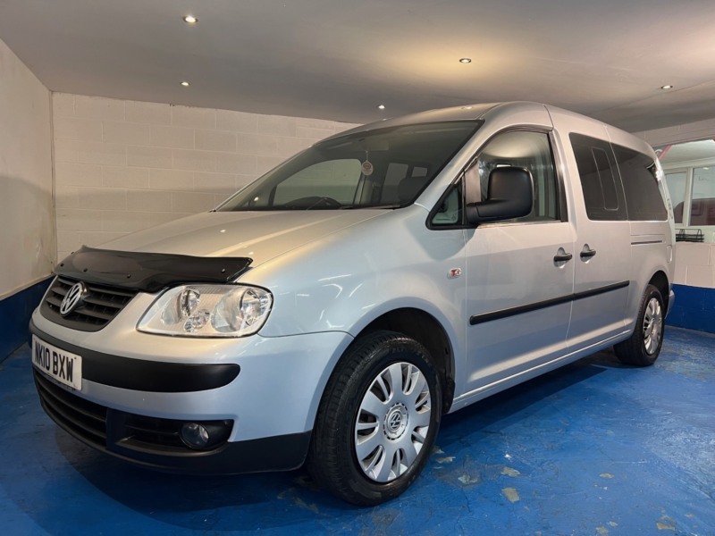 2010 Volkswagen Caddy Maxi Life 1.9 Tdi Pure Drive in Silver — image 1
