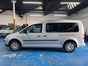 2010 Volkswagen Caddy Maxi Life 1.9 Tdi Pure Drive in Silver — image 6