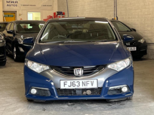 2013 Honda Civic 1.6 I-Dtec Es Hatchback 5dr Diesel Manual Euro 5 (s/s) (120 Ps) in Blue — image 2