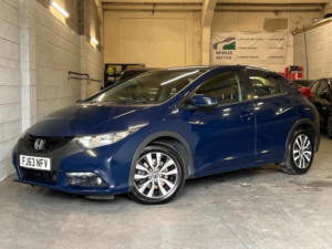 2013 Honda Civic 1.6 I-Dtec Es Hatchback 5dr Diesel Manual Euro 5 (s/s) (120 Ps) in Blue — image 3