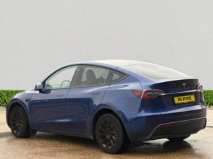 2022 Tesla Model Y (dual Motor) Long Range SUV 5dr Electric Auto 4wde (384 Bhp) in Blue — image 5
