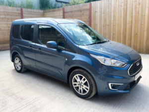 2019 Ford Tourneo Connect 4 SEAT Side Entry Wheelchair Accessible Disabled Access Vehicle Wav in Blue — image 3