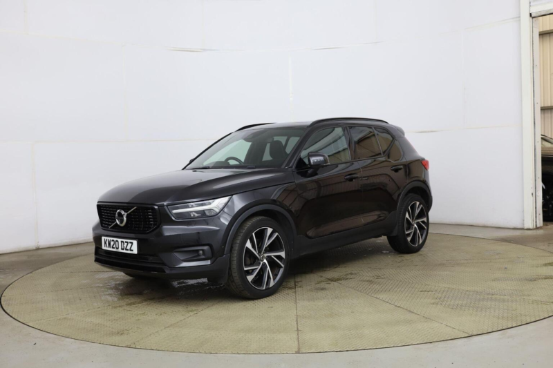 2020 Volvo Xc40 2.0 T5 R-Design Pro Auto AWD Euro 6 (s/s) 5dr in Black — image 1