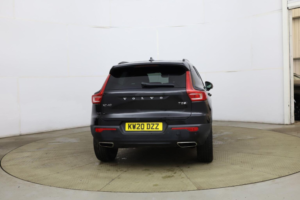 2020 Volvo Xc40 2.0 T5 R-Design Pro Auto AWD Euro 6 (s/s) 5dr in Black — image 4